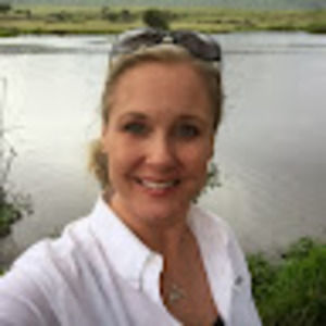 Meet your Posher, Angela